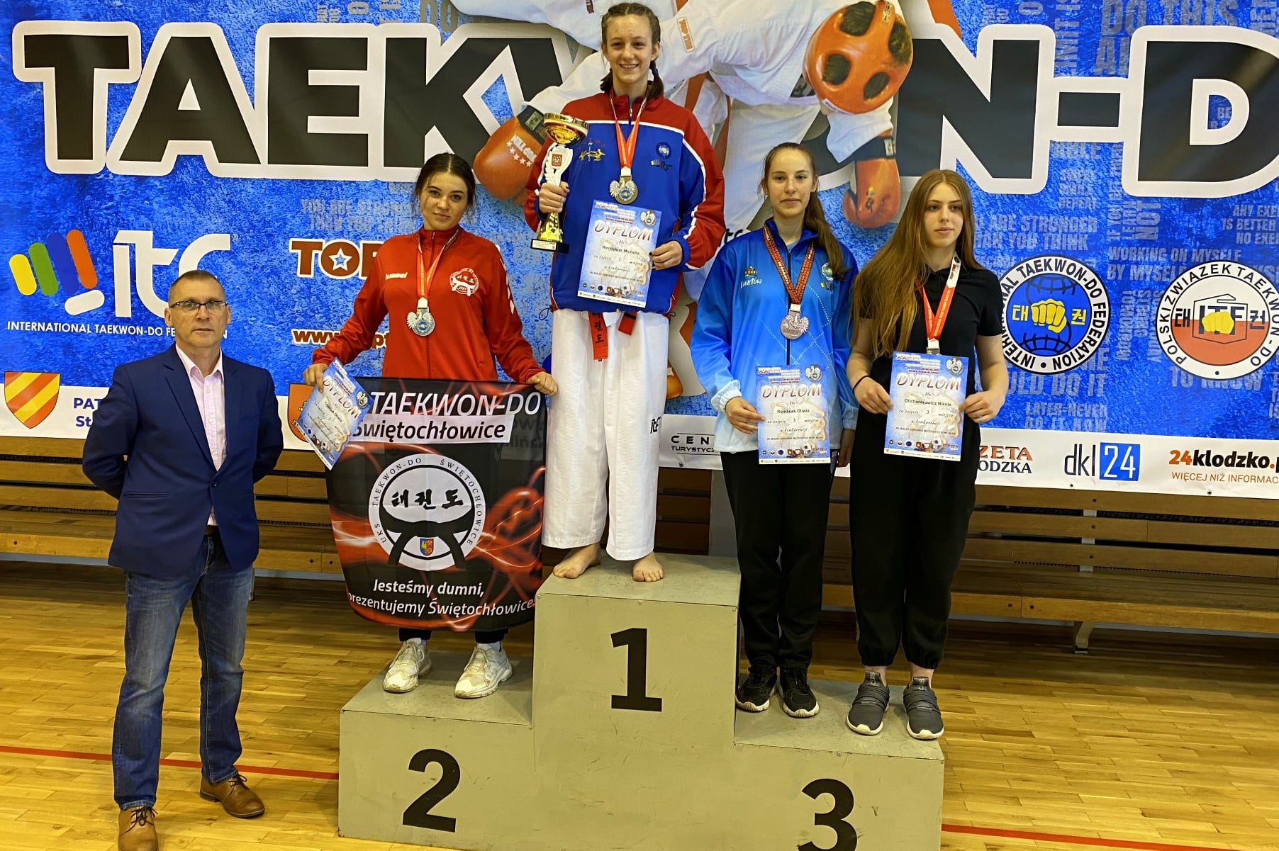 UKS Taekwon-do Świętochłowice z medalami Mistrzostw Polski Juniorów