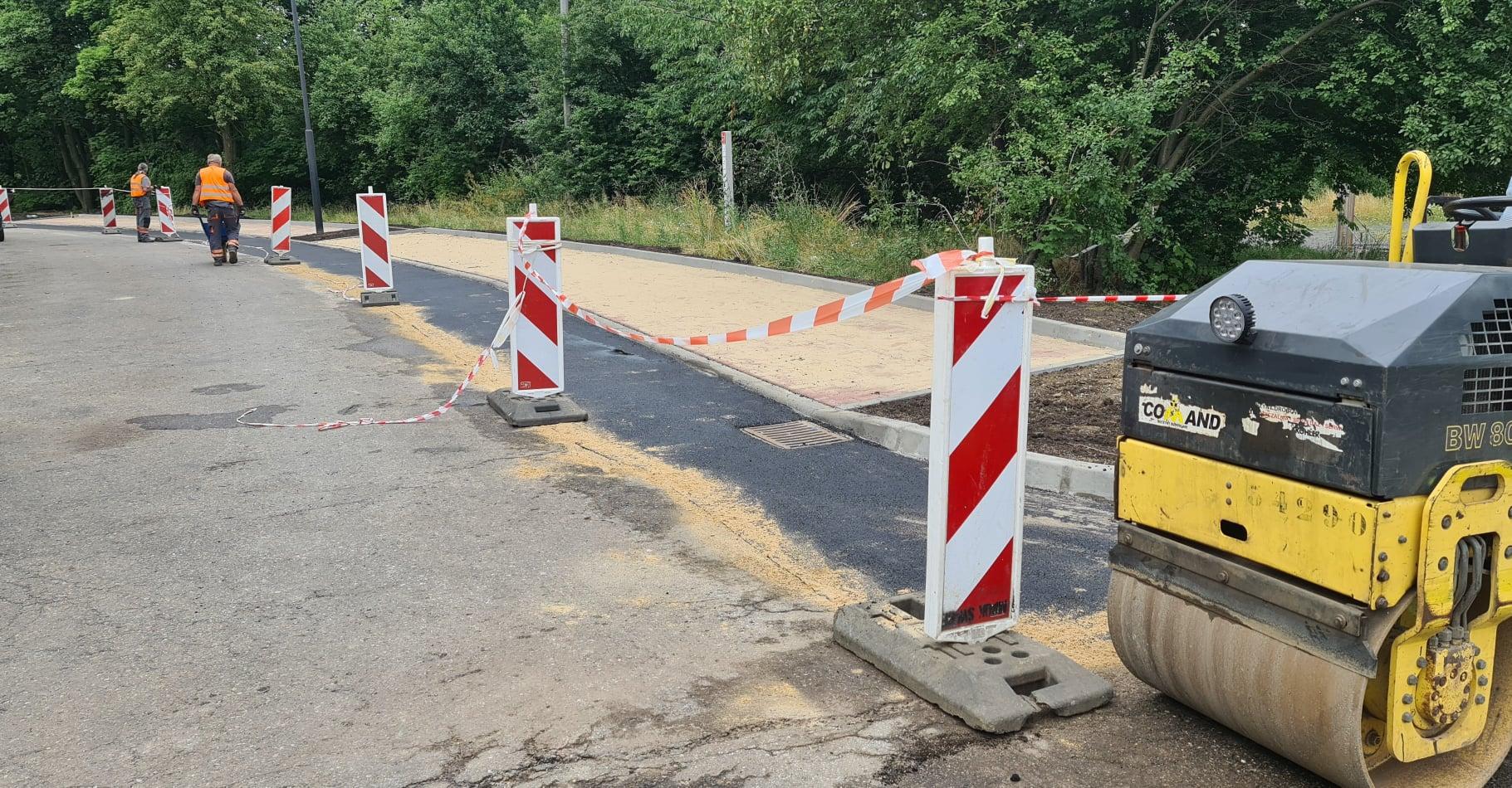 Nowe miejsca parkingowe w Piaśnikach