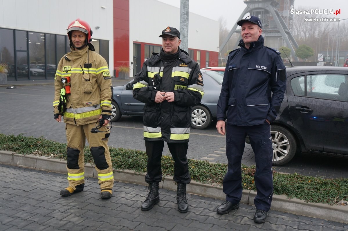 Bomba w Świętochłowicach Ćwiczenie policjantów i strażaków 11