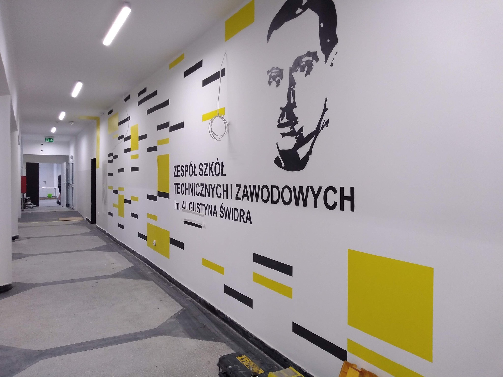 Nowe pracownie w Zespole Szkół Technicznych i Zawodowych w Świętochłowicach 1