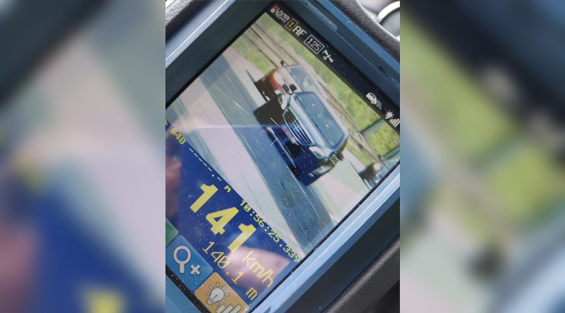 Za szybko o ponad 90 kmh Kierowca stracił prawo jazdy i dostał wysoki mandat Za szybko o ponad 90 kmh Kierowca stracił prawo jazdy i dostał wysoki mandat