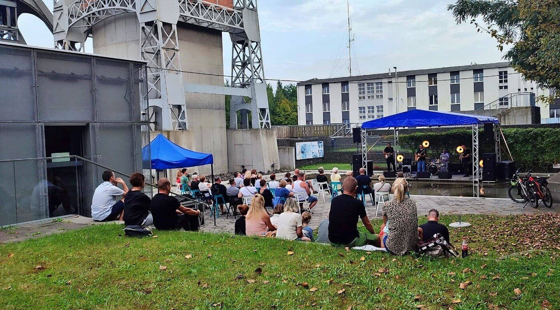 Underground Music w Swiętochłowicach Ostatni koncert pod Wieżami KWK Polska Underground Music w Swiętochłowicach Ostatni koncert pod Wieżami KWK Polska