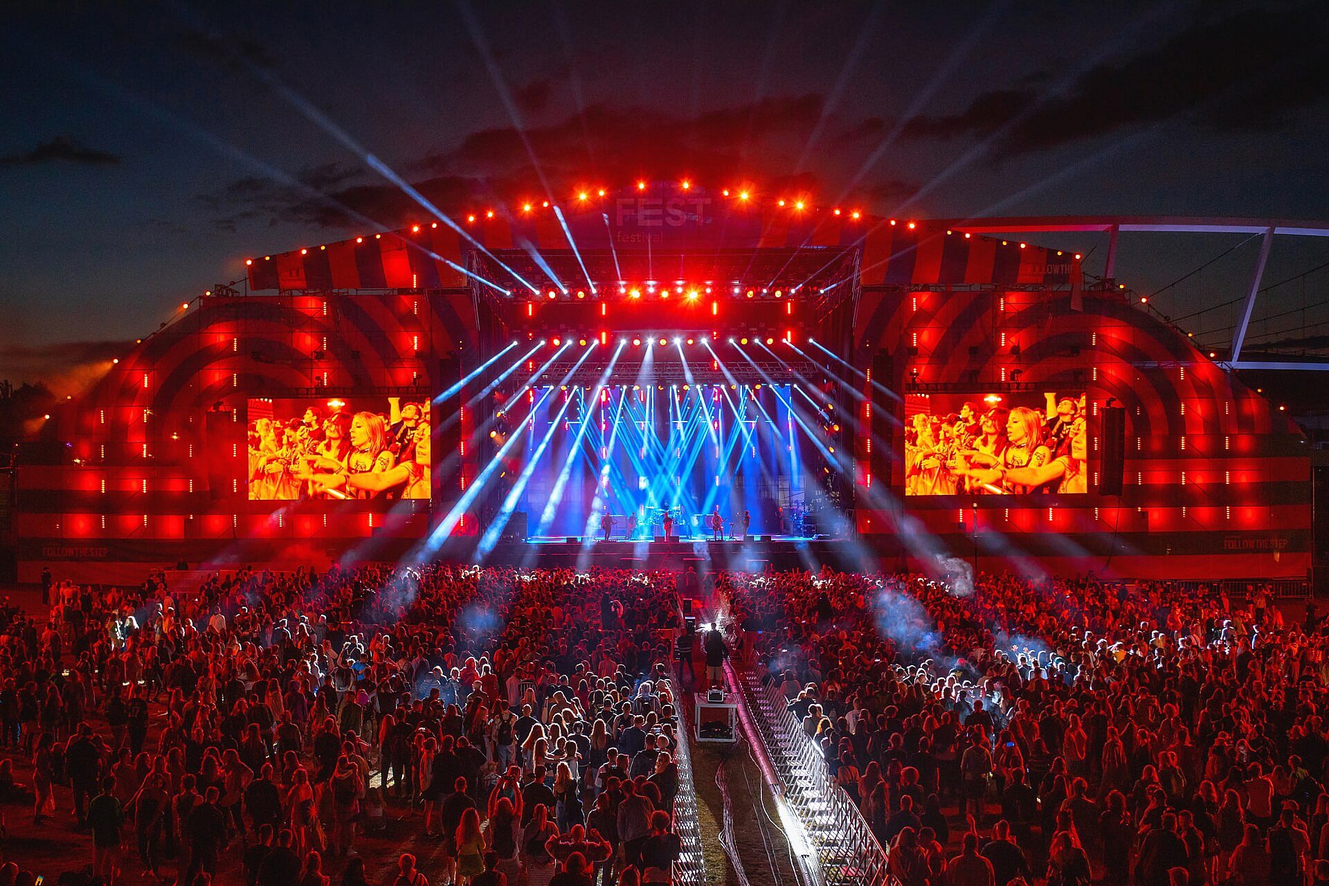 Nothing but thieves zuzasosnowska FF22 37 2 1 Nothing but thieves zuzasosnowska FF22 37 2 1