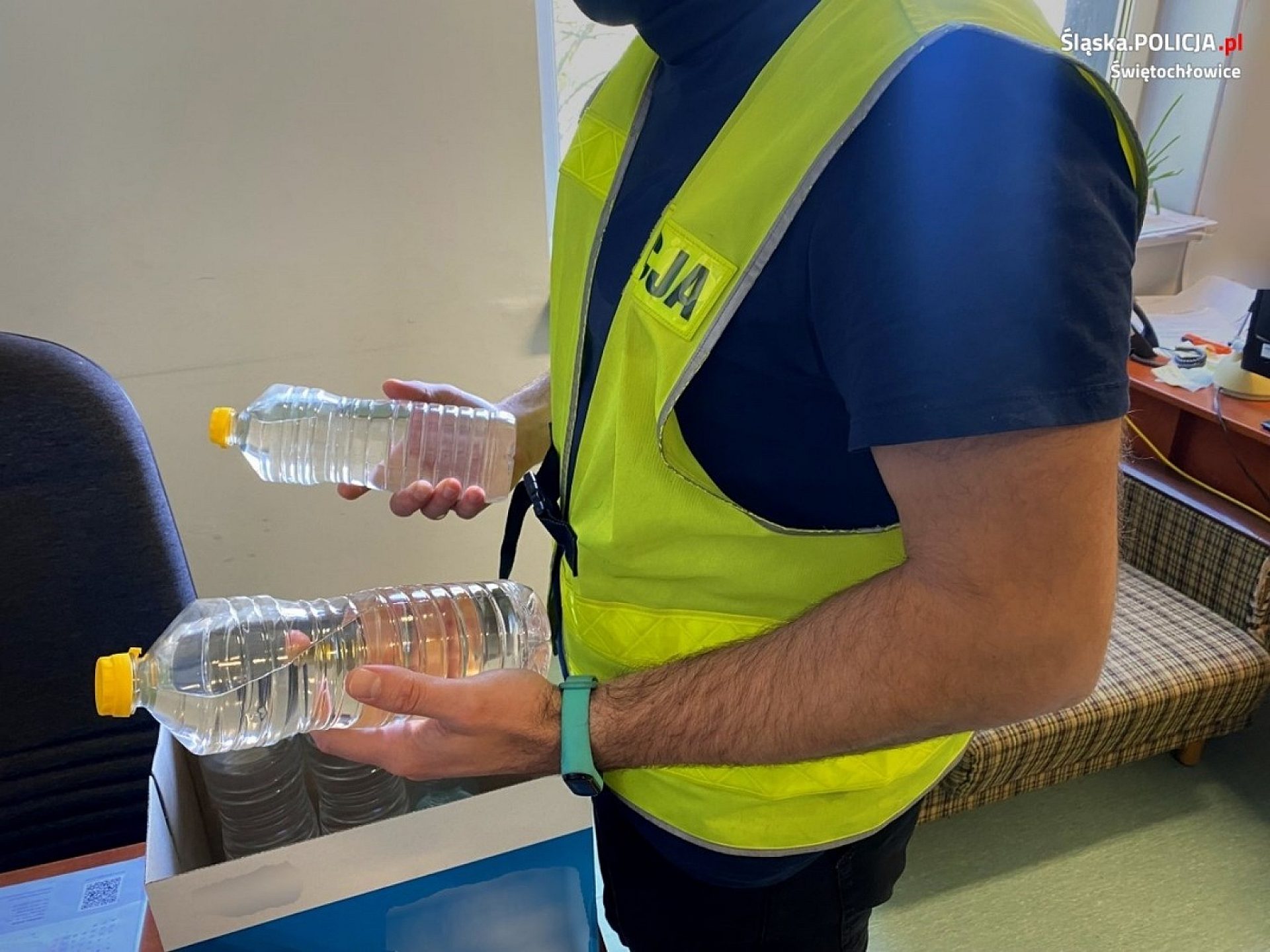 Ma ponad 70 lat i handlowała lewym alkoholem w Świętochłowicach Ma ponad 70 lat i handlowała lewym alkoholem w Świętochłowicach