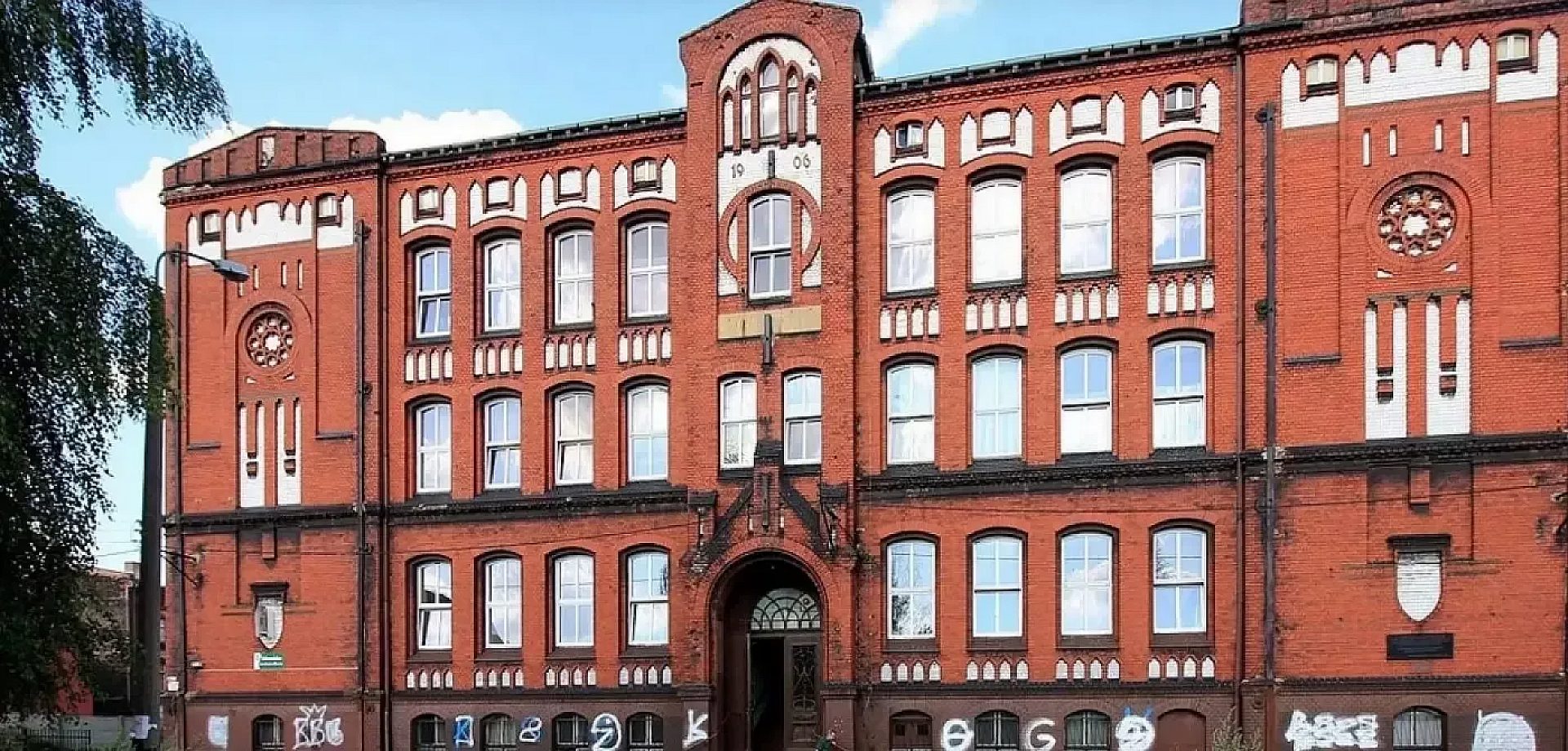 Świętochłowice Zabytkowa szkoła w Lipinach Świętochłowice Zabytkowa szkoła w Lipinach