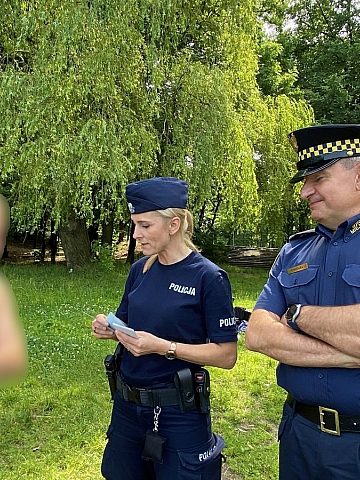 Kontrole dzikich kąpielisk w Świętochłowicach Zamiast mandatu bilet na basen 2 Kontrole dzikich kąpielisk w Świętochłowicach Zamiast mandatu bilet na basen 2