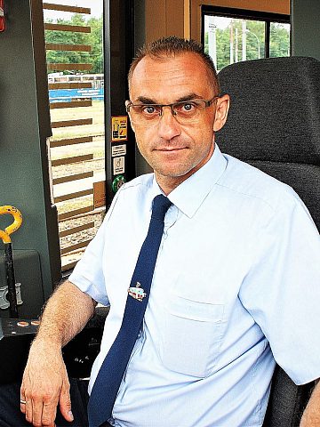 Nowe mundury Motorniczowie 05 Nowe mundury Motorniczowie 05