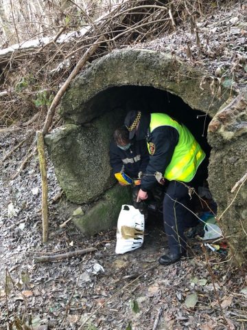 Straż Miejska pomaga bezdomnym Straż Miejska pomaga bezdomnym