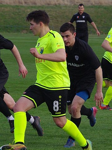 W meczu sąsiadów górą Polonia 11 W meczu sąsiadów górą Polonia 11