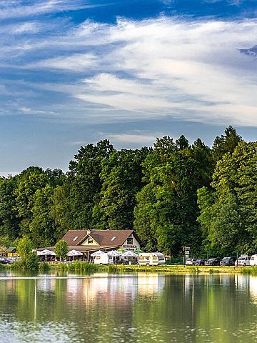 Restauracja i Łowisko „Pod Borem”, Ochaby Wielkie Restauracja i Łowisko „Pod Borem”, Ochaby Wielkie