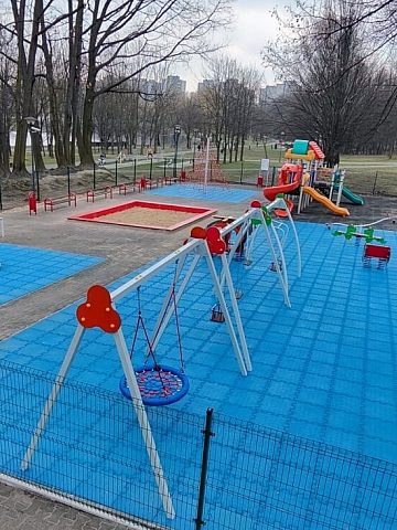 Świętochłowice Wyremontowano plac zabaw na Skałce 2 Świętochłowice Wyremontowano plac zabaw na Skałce 2