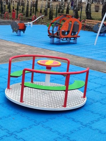 Świętochłowice Wyremontowano plac zabaw na Skałce 4 Świętochłowice Wyremontowano plac zabaw na Skałce 4