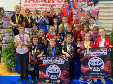 54 medali na jednych mistrzostwach? Rekordowe UKS Taekwon-Do 54 medale zdobył świętochłowicki UKS Taekwondo w międzywojewódzkich mistrzostwach!