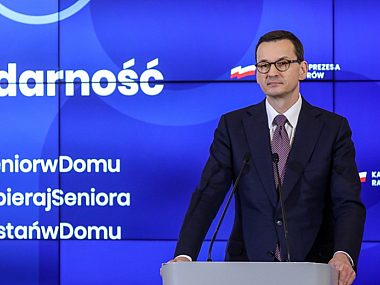 Rząd wprowadził zakaz wychodzenia z domu Premier wirus