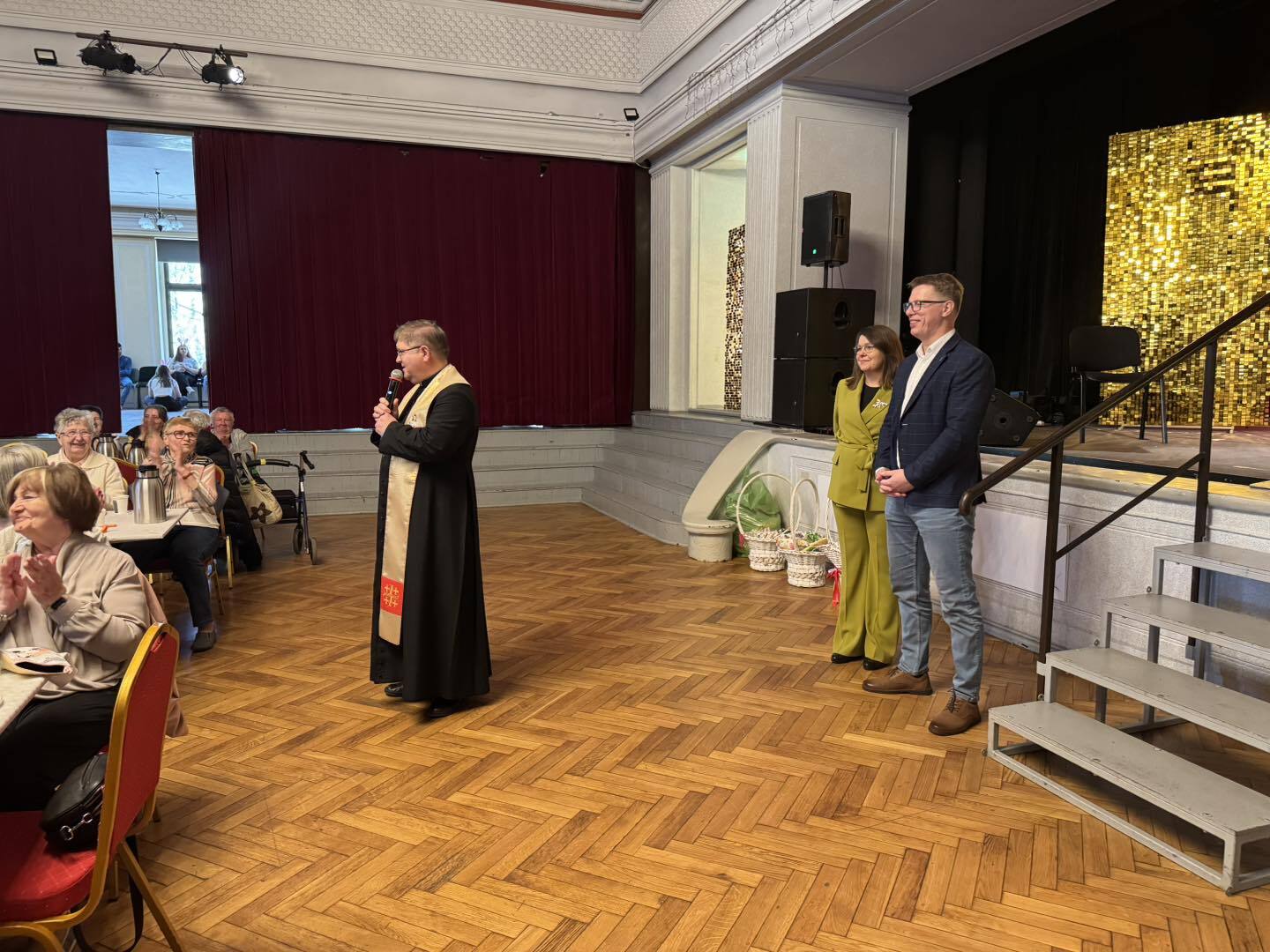 Wielkanocne Śniadanie dla Samotnych i Potrzebujących 2025 w Świętochłowicach