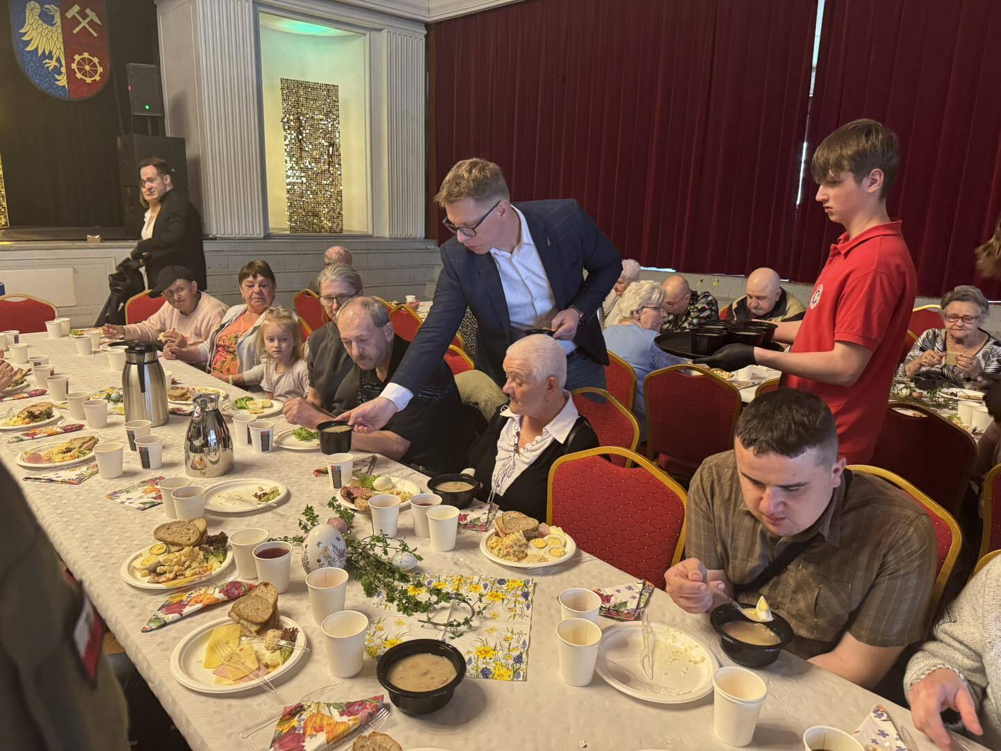 Wielkanocne Śniadanie dla Samotnych i Potrzebujących 2025 w Świętochłowicach