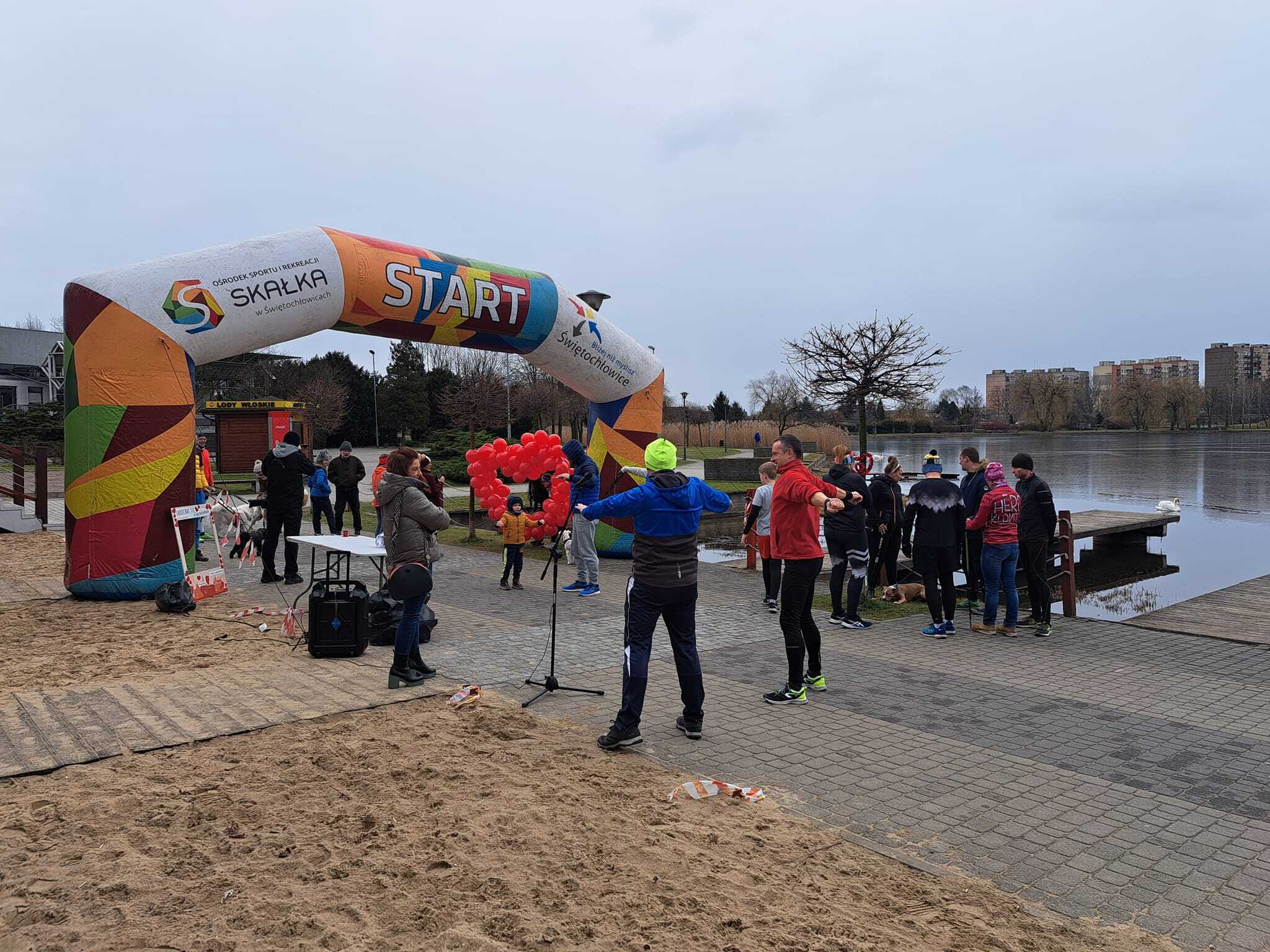 Walentynki 2026 w Świętochłowicach. Biegowe wyzwanie, kiermasz książek, a może czerwona herbatka?